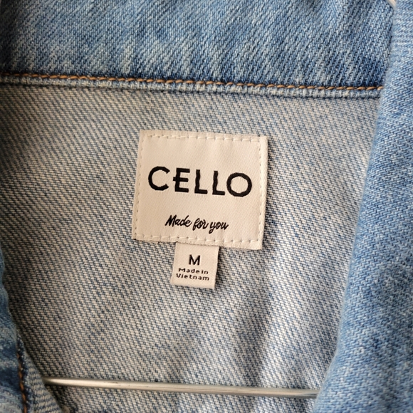 Cropped Denim Jacket from Cello - Picture 2 of 6